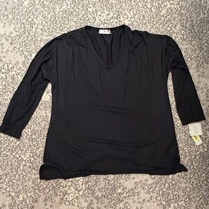 Natori Black V-Neck Long Sleeve Tee